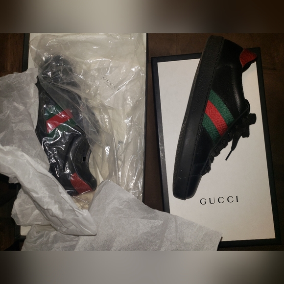 Men's Gucci Sneakers 👟 - Picture 4 of 6